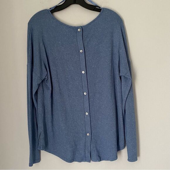 Green Envelope Women’s Long Sleeve Round Neck Blue Teeshirt size L - Picture 3 of 3